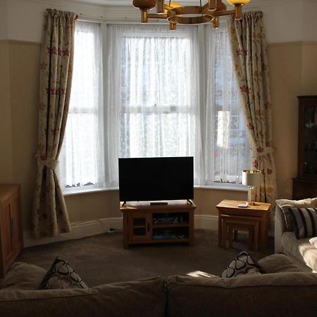 Candlelight Apartment Minehead Bagian luar foto