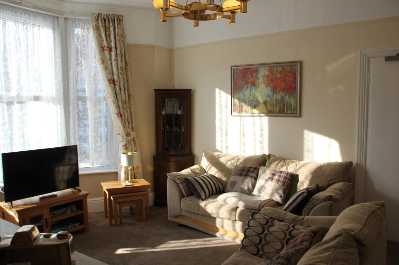 Candlelight Apartment Minehead Bagian luar foto