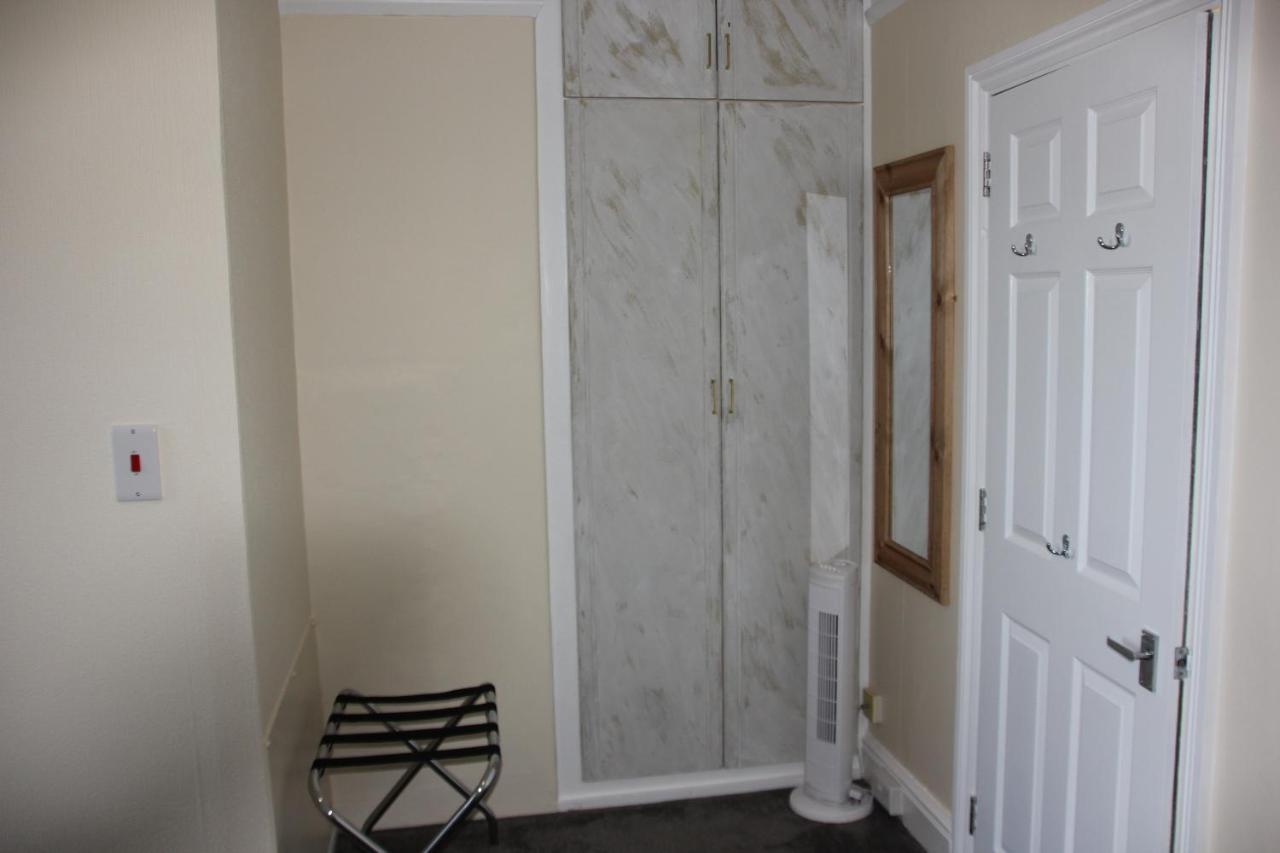 Candlelight Apartment Minehead Bagian luar foto