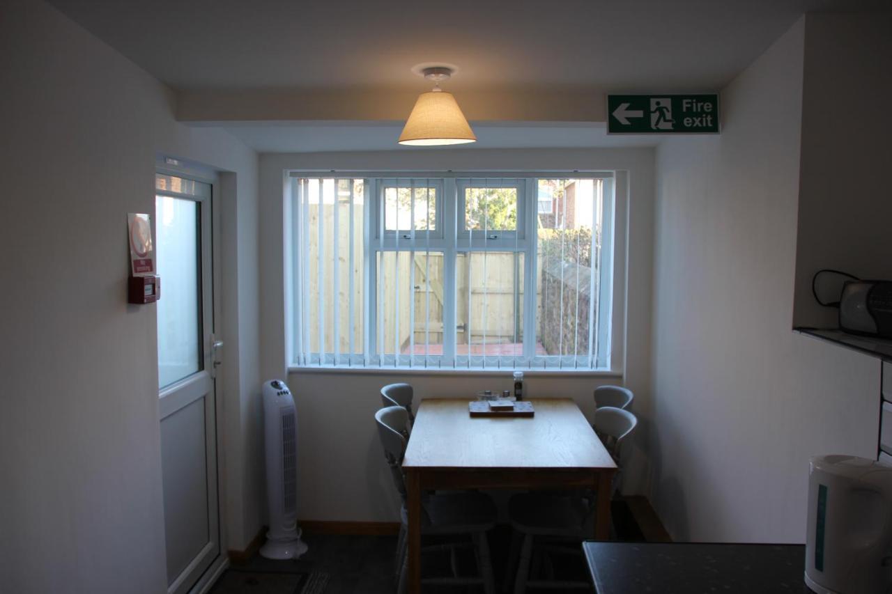 Candlelight Apartment Minehead Bagian luar foto